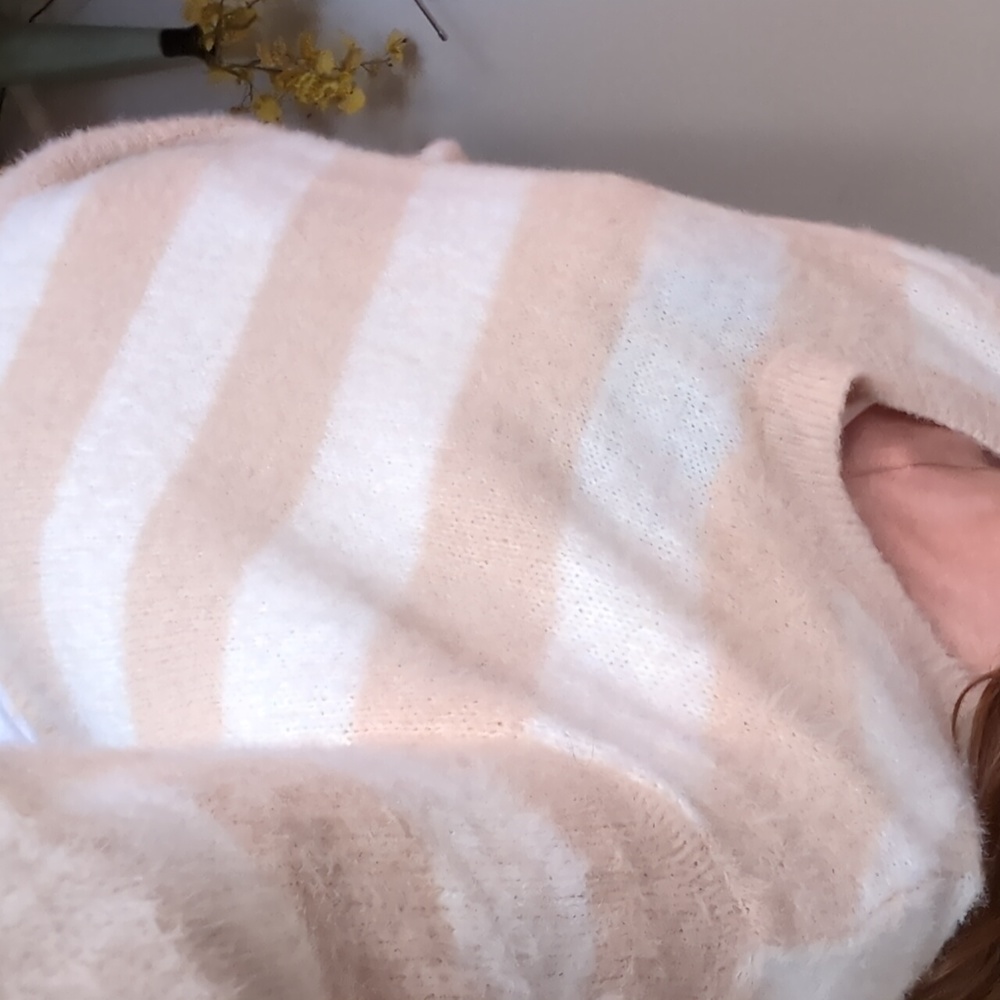 Wild Fable Fuzzy Striped Sweater size M - Picture 4 of 6